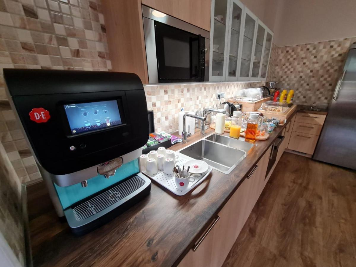 Pension Pstruzi Абертами Екстериор снимка